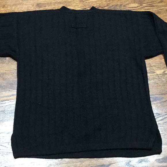 Oversized Black V Neck Sweater with pockets - Picture 2 of 7